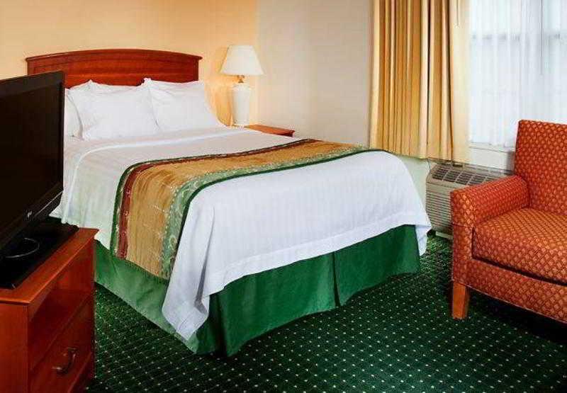 ทาวน์เพลส สวีท ฟินเลย์ Hotel ฟินด์ลีย์ ภายนอก รูปภาพ
